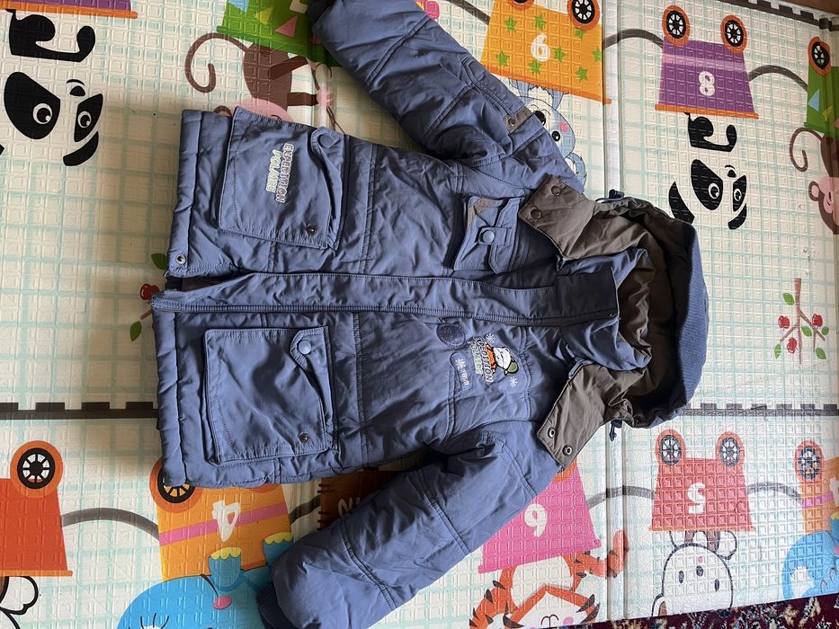 Куртки зимние на мальчика 5-6лет