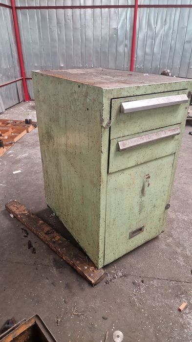 Rafturi diferite masa lucru cu serta