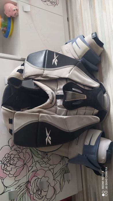 Нагрудник вратаря Reebok 11k Pro