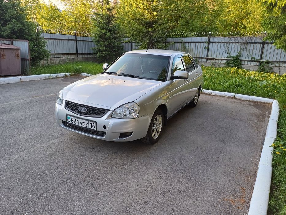 Продам автомобиль лада приора хетчбек или обменяю на квартиру