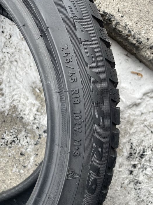 4 anvelope de iarna Pirelli 2x275/40 R19 2x245/45 R19
