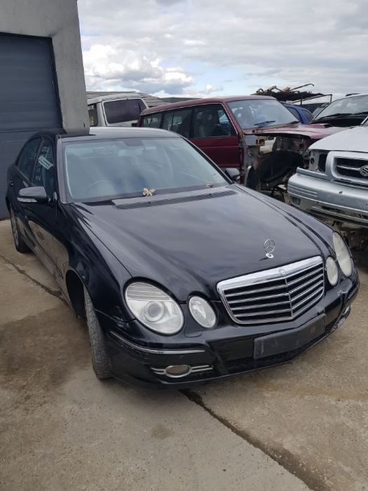 Dezmembrez mercedes w211 E280cdi fabricatie 2007