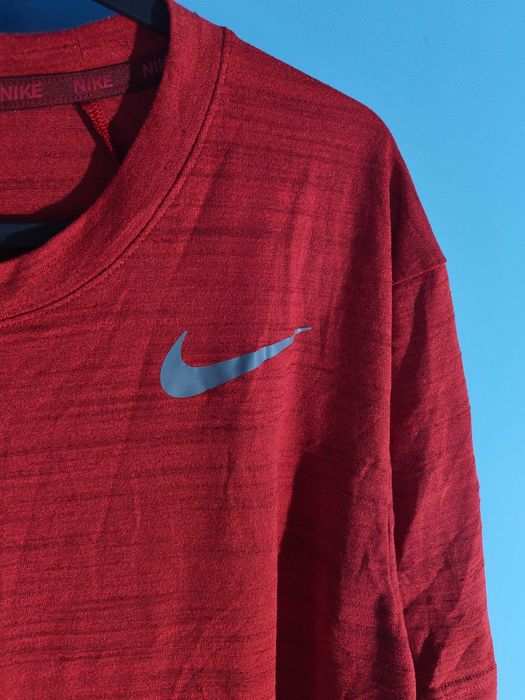 NIKE Dri-Fit Тениска/Мъжка L