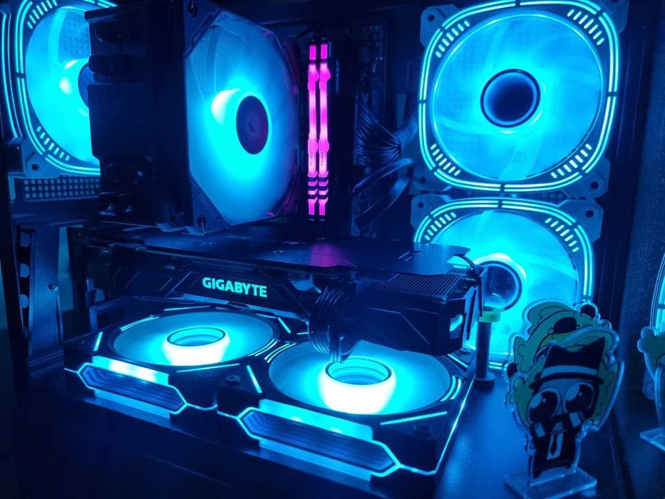 GIGABYTE GTX-1070Ti / 3 FAN/ 8Gb/ 256bit/ GDDR5/Идеальное состояние.