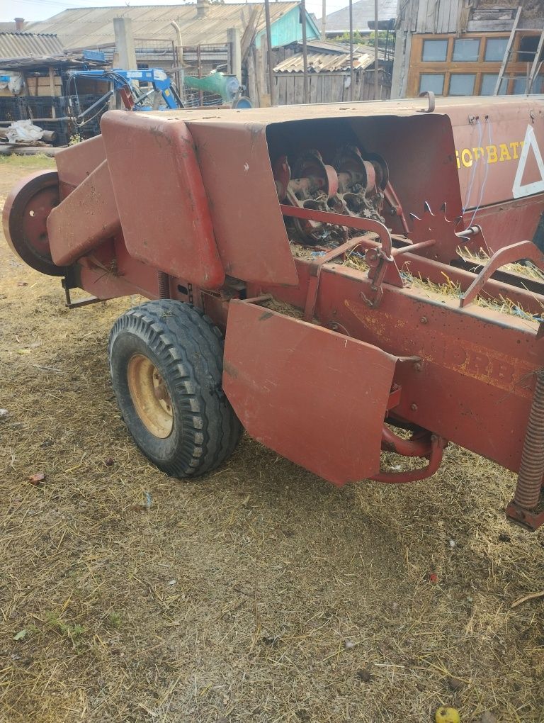 Vând balotieră l sgorbati super 181