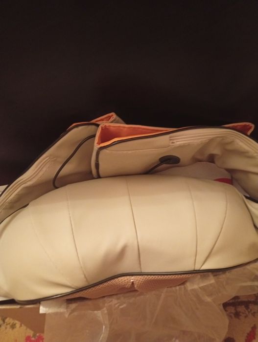 Шиацу масажор за цяло тяло