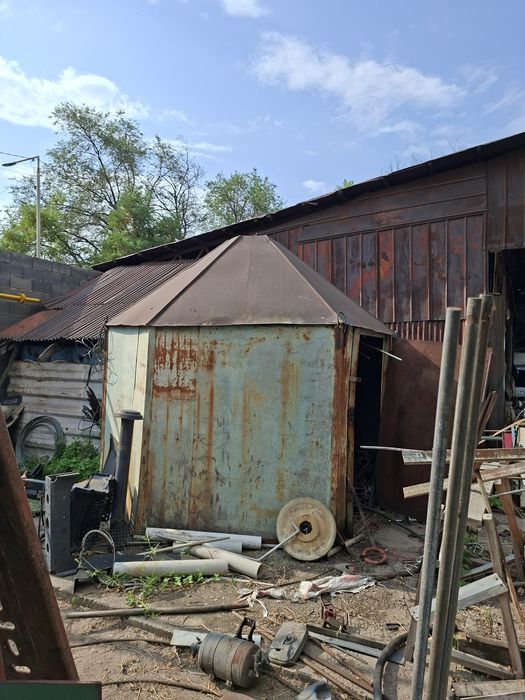 Срочно продам будку