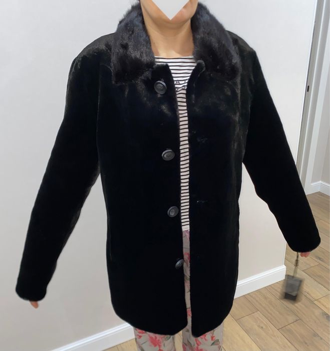 Продам мутоновую шубу иужская