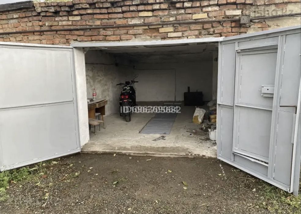 Продам гараж в районе аэропорта