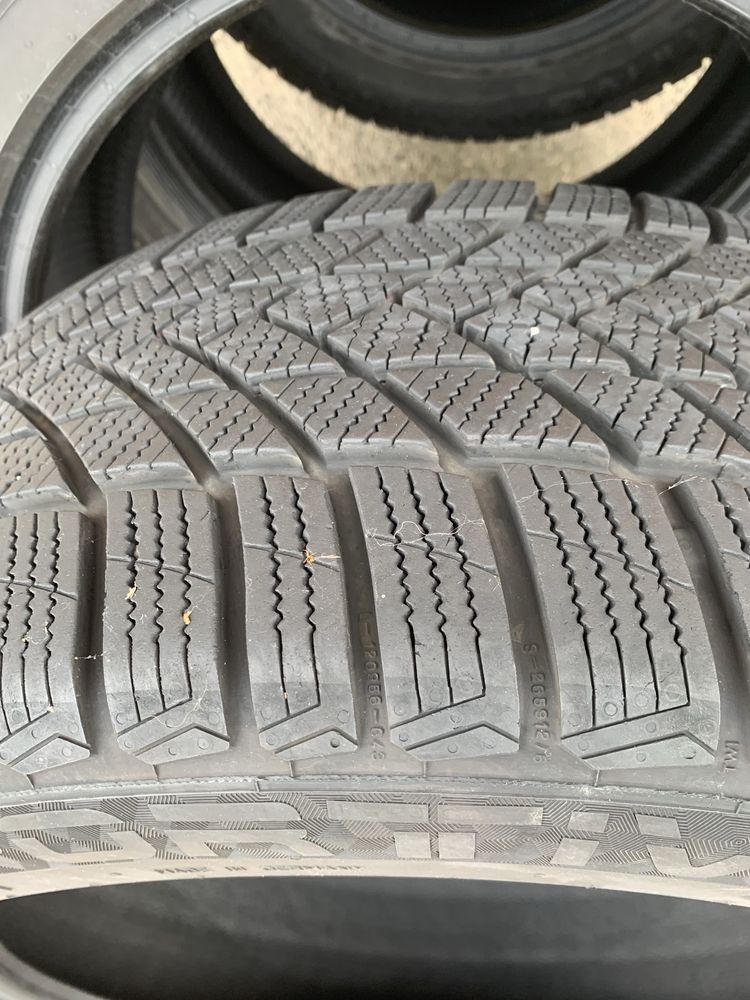 Зимни гуми 245/45/18 Sportiva