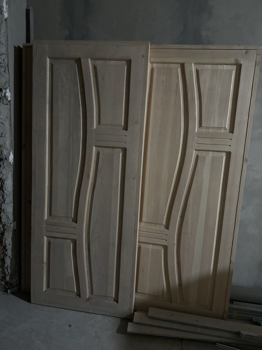 Двери деревянные новые размер 0,85х2,05 3-шт и 0,65х2,05 2-шт