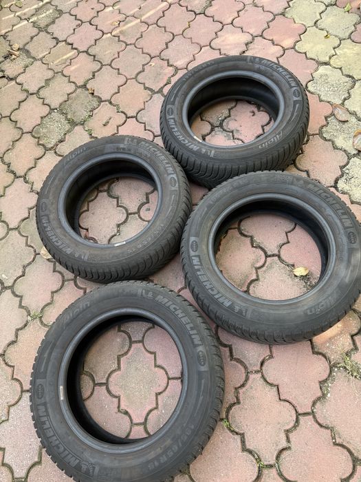 Roti iarna 195 65 / R15 -Michelin Alpin A4  / Octavia 2 , Golf 5 , etc