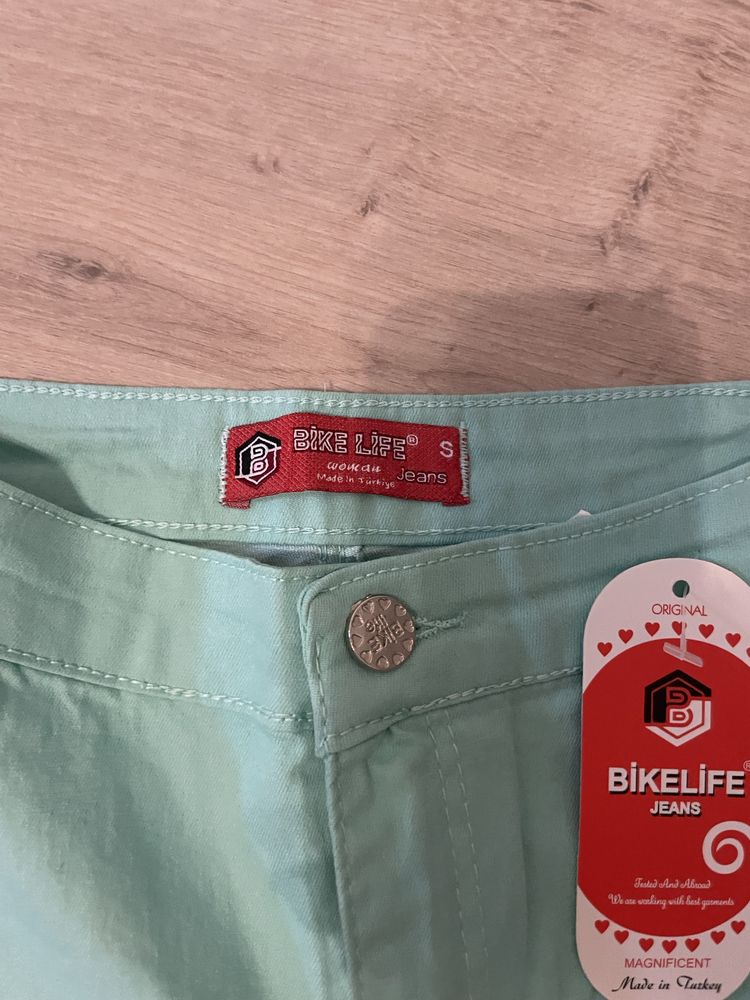 Pantaloni femei subtiri
