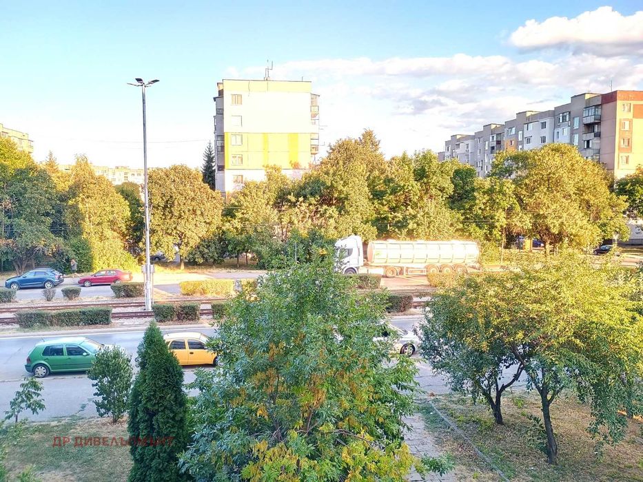 Дава се под наем Четиристаен апартамент в София, Люлин 5 - 103 кв.м за 612 € - Снимка #16