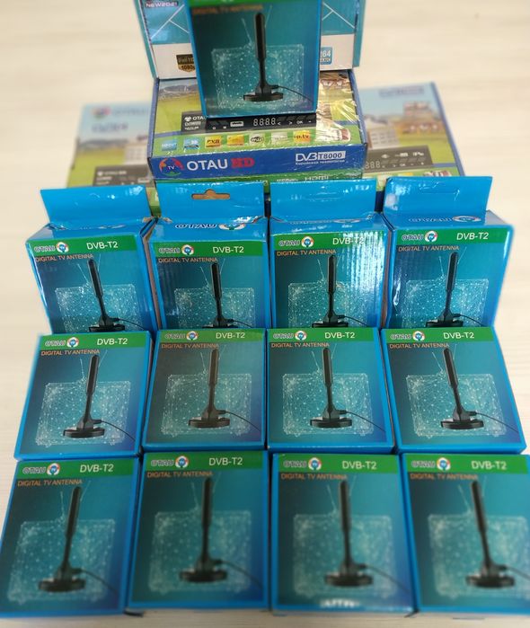 Приставка Отау,тюнер Отаутв, антенна. Антенна комнатная.Кабель 3RCA,AV