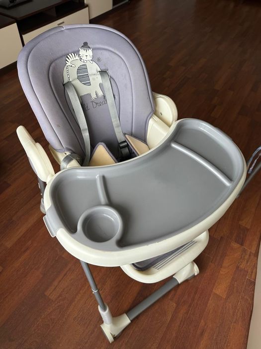 Детский столик для кормления