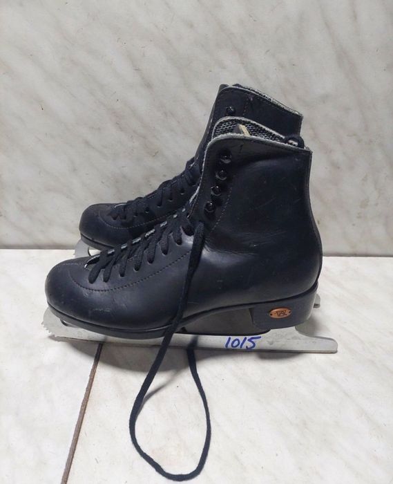 Patine 1015 gheata patinaj artistic Riedell  marime 38 ( 24,5 cm)