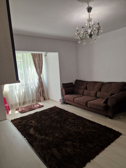 Vand apartament 3 camere, mobilat si utilat
