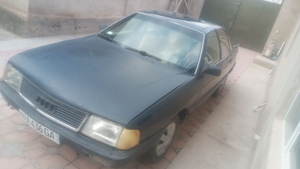 Авто Audi 100селотка