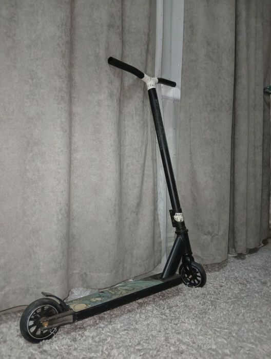 трюковой самокат