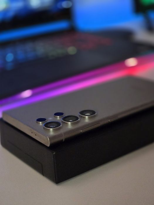 Samsung s24 Ultra, 12GB / 512 GB ca Nou