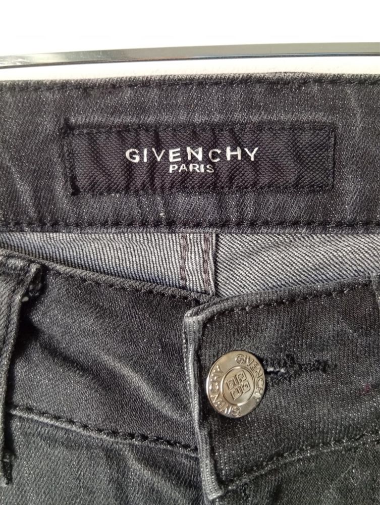 Мъжки къси панталони Givenchy