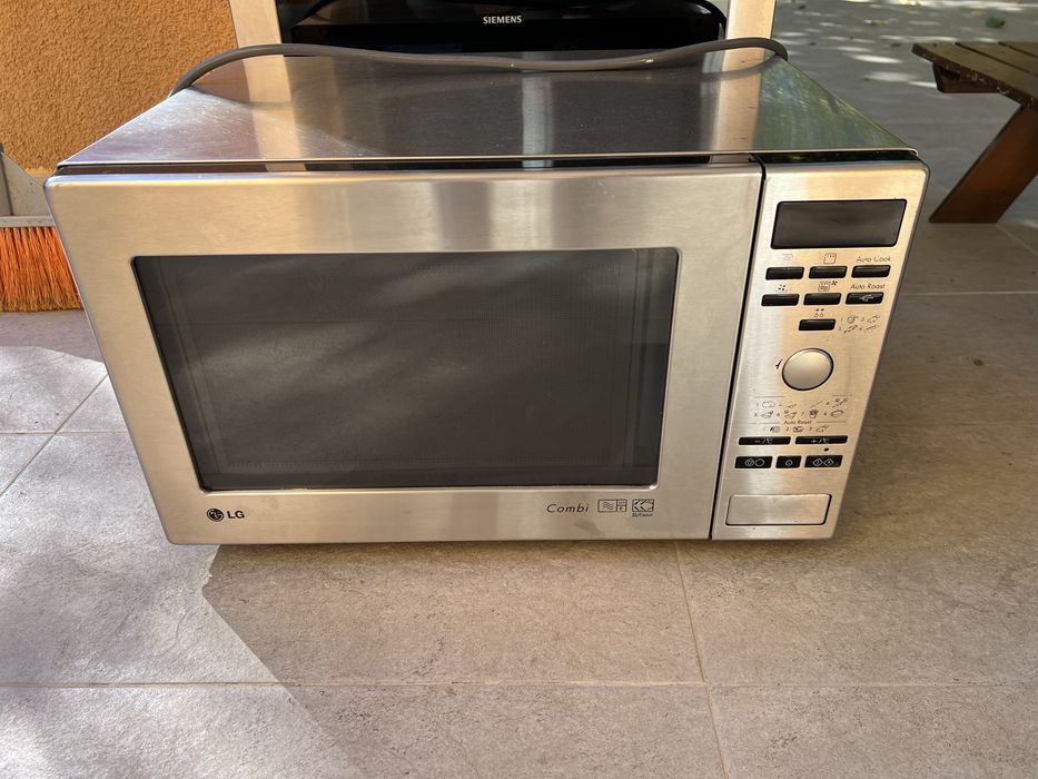Cuptor Microunde LG