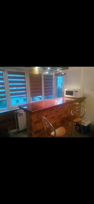Sos.Buzaului,ap.2 camere,72m2,an 2005