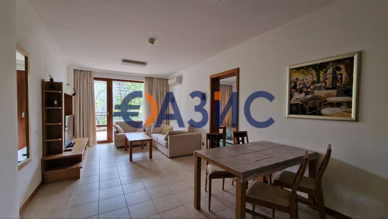 Апартамент с 2 спални, 2 ет., "Емералд", Равда, България, 141,7 кв. м.