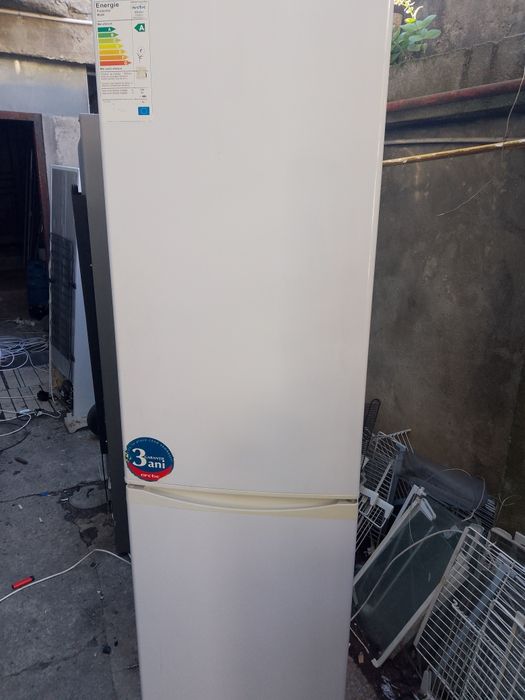 Frigider arctic 1,3m frigider 2 uși funcționale