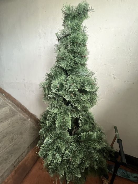 Искусственная елка