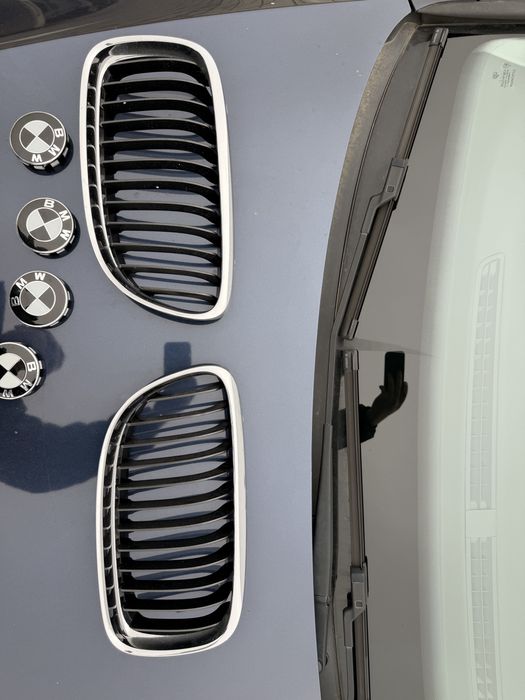 Sigla BMW/Audi culoare neagra