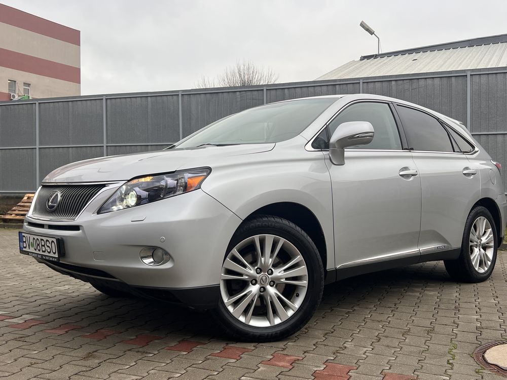 Lexus 450 2010 3.5 L benzina Hybrid km reali stare impecabila vari +/-