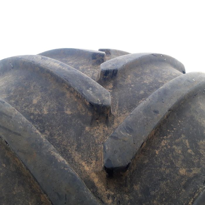 Cauciucuri 1000/55R32  Michelin Anvelope PRET BUN. Profita!