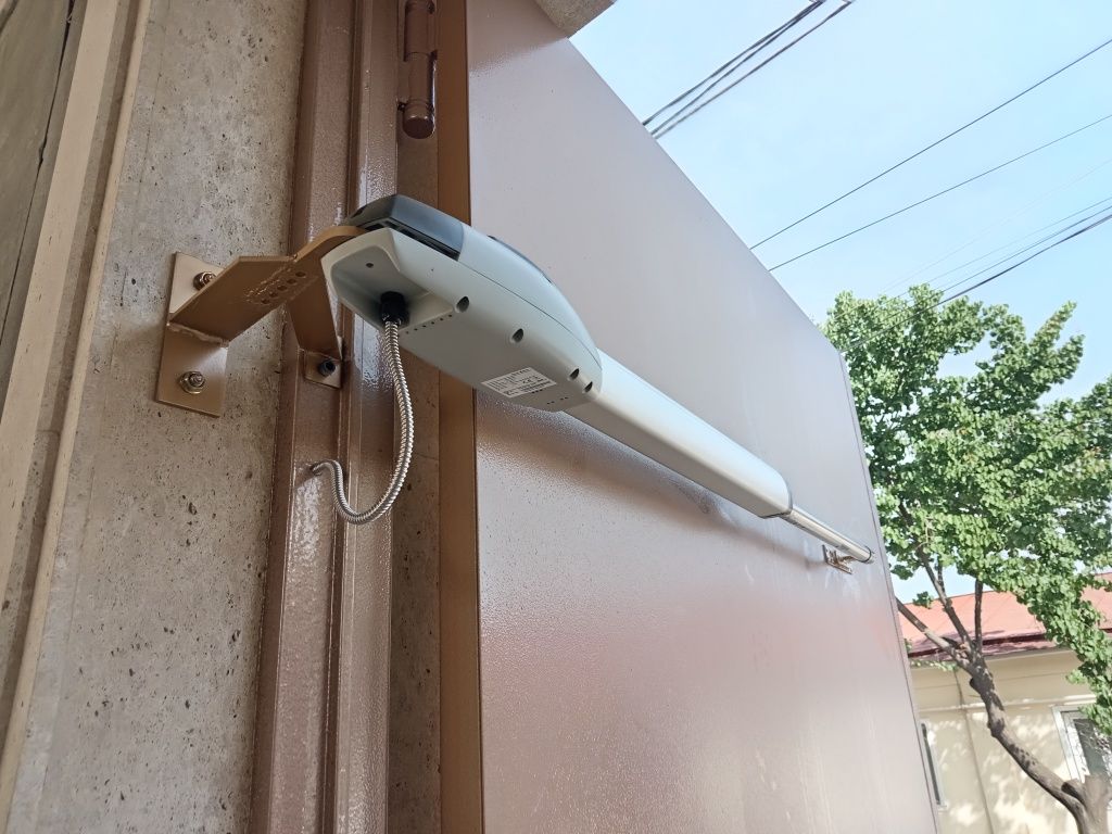 Установка автоматики на откатные и распашные ворота. POWERTECH A4 TMT