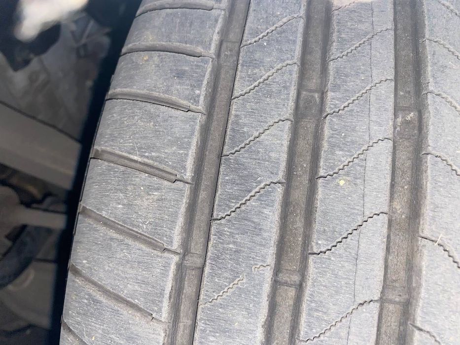 Летни Гуми Bridgestone Potenza 255/35 R19