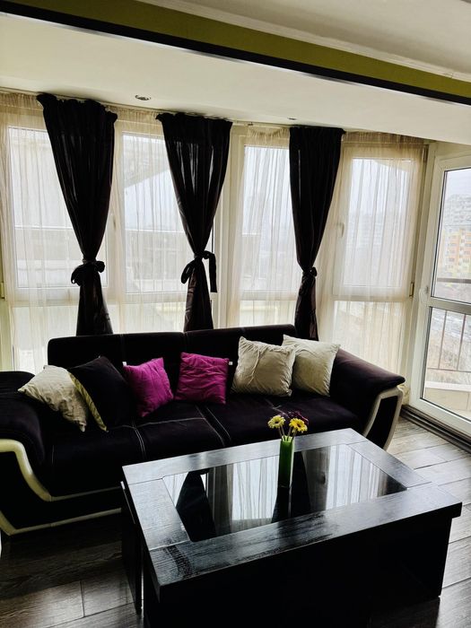 Дава се под наем Двустаен апартамент в Бургас, Изгрев - 66 кв.м за 408 € - Снимка #1