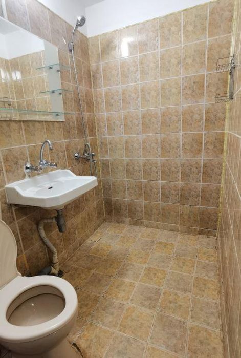 Дава се под наем Двустаен апартамент в Варна, Възраждане 1 - 50 кв.м за 350 € - Снимка #6