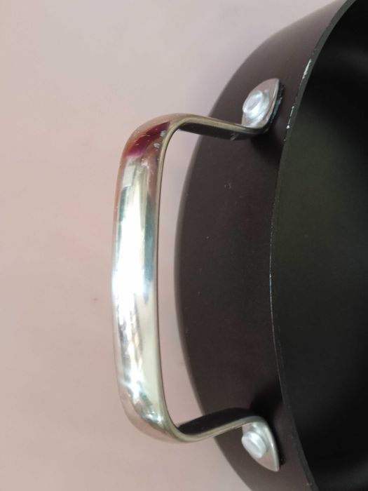 Тиган диаметър 28 см височина 7,3 см