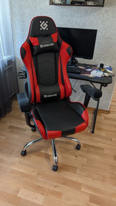 Игровое кресло Defender Azgard