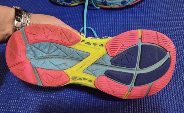 Asics Gel Noosa tri 11 дамски маратонки 39 номер