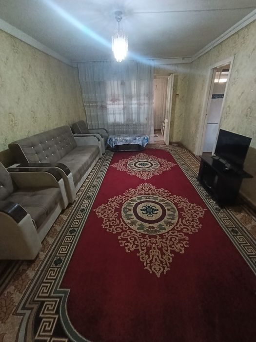 Аренда: Сдаётся 2х комнатная 1 этаж Чиланзар 1 квартал этаж