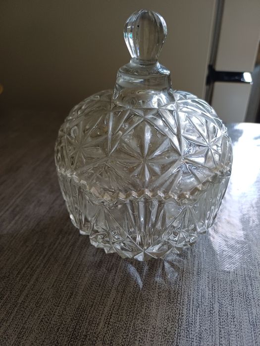 Сахарница хрустальная