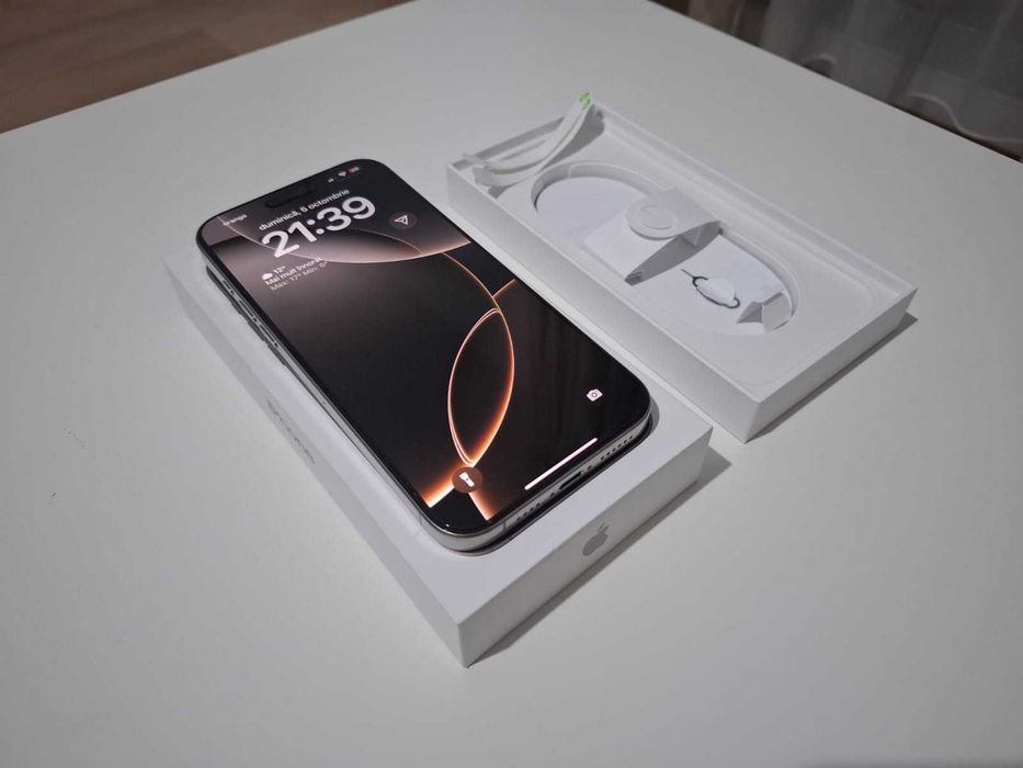iPhone 16 Pro Max, Natural Titanium, 256GB - 11/10 ca NOU