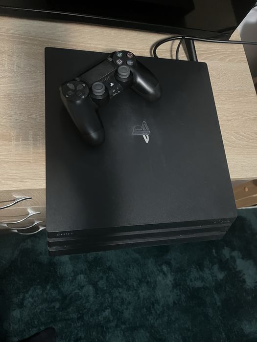 Playstation 4 pro 1TB