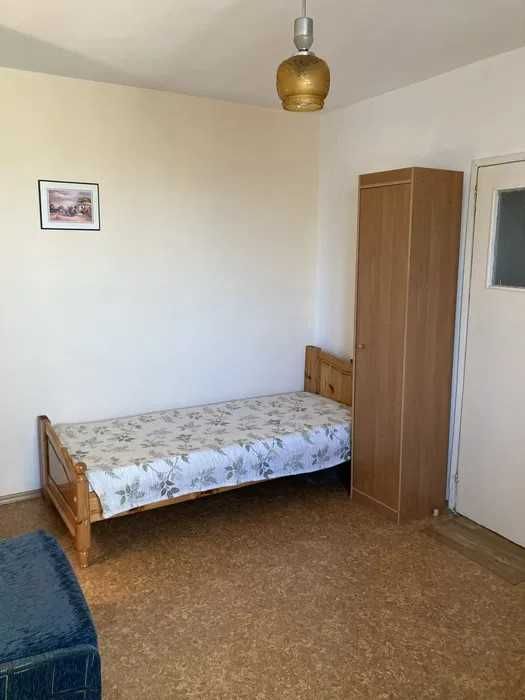 Дава се под наем Едностаен апартамент в Бургас, Зорница - 35 кв.м за 175 € - Снимка #1