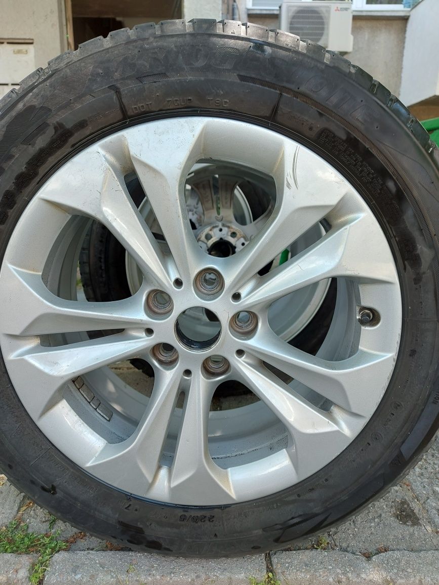 Гуми Bridgestone 225/55/17