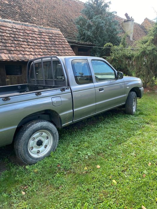 Vand Mazda  b2500