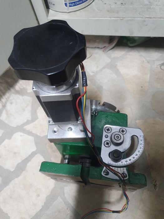 Электронная делительная головка.