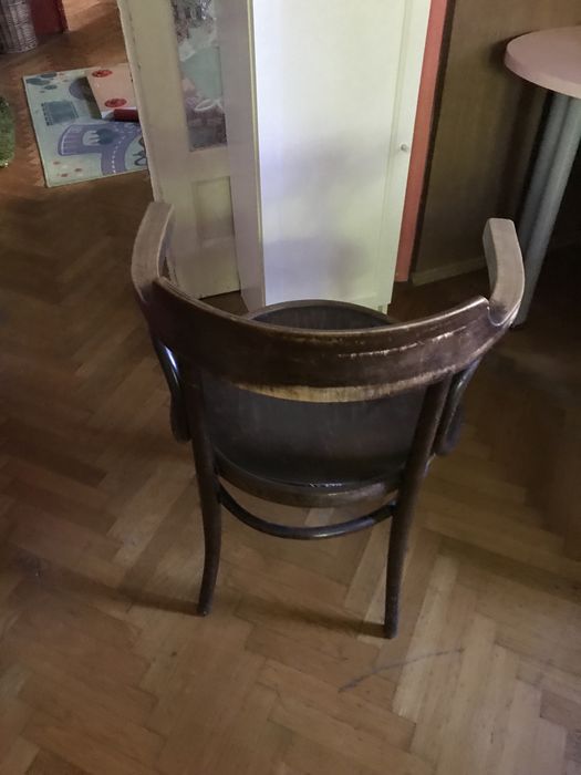 Scaune lemn / 5 buc / vechi / vintage / design deosebit